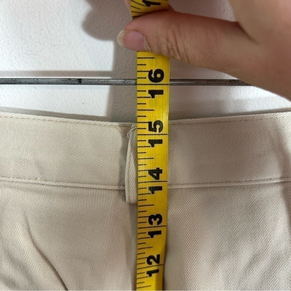 Dockers Vintage Tan Khaki Pants Sz 10 Work Career Women’s - Picture 4 of 7